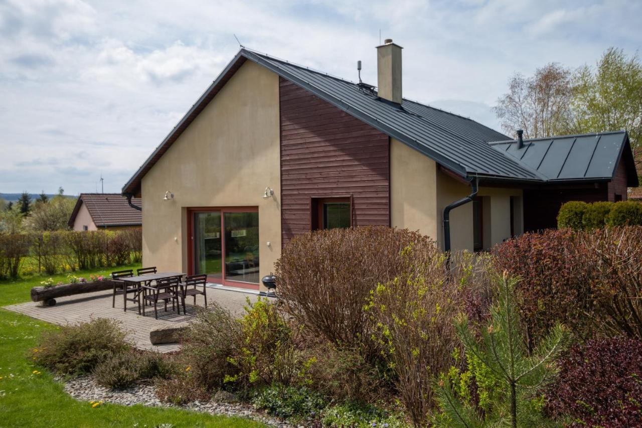 Family House Tisa Villa Exterior foto